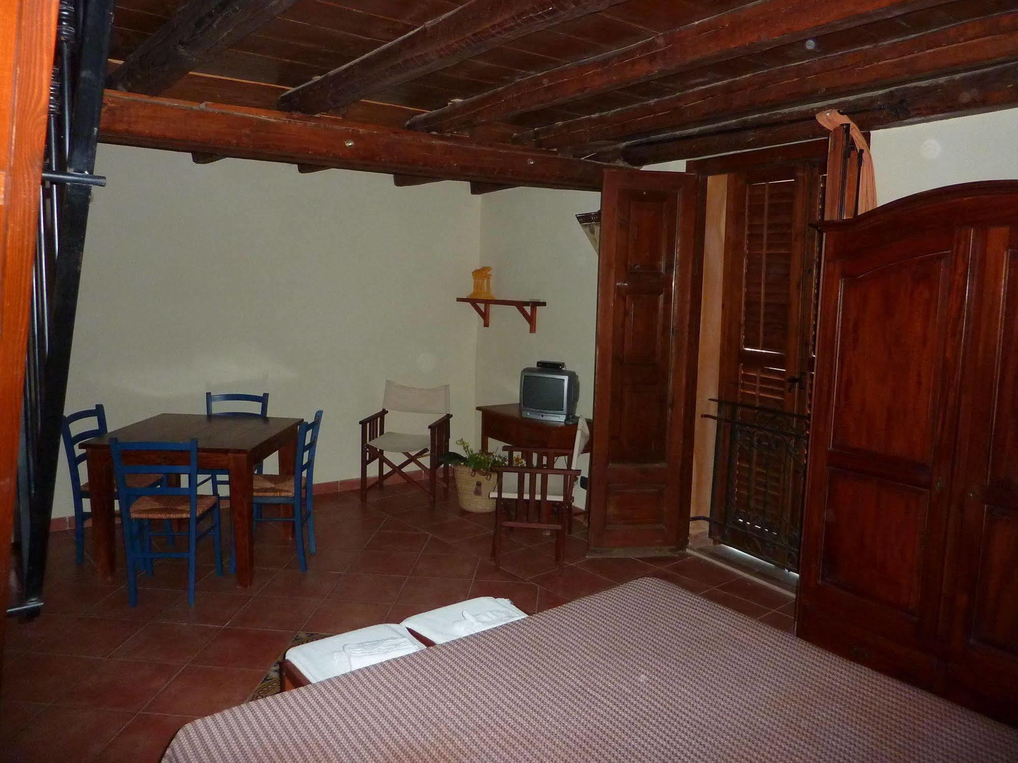 Corte Dei Greci Bed and Breakfast Agrigento Exteriör bild